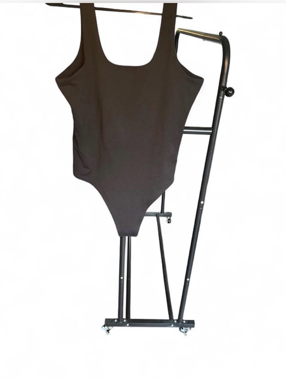Vuori Classic Scoop Neck Black Bodysuit for Women
